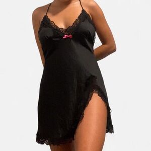 Elegant Black Lace Trim Nightgown